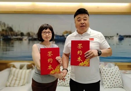 香港100强上市企业联盟与万迅成集团达成战略合作